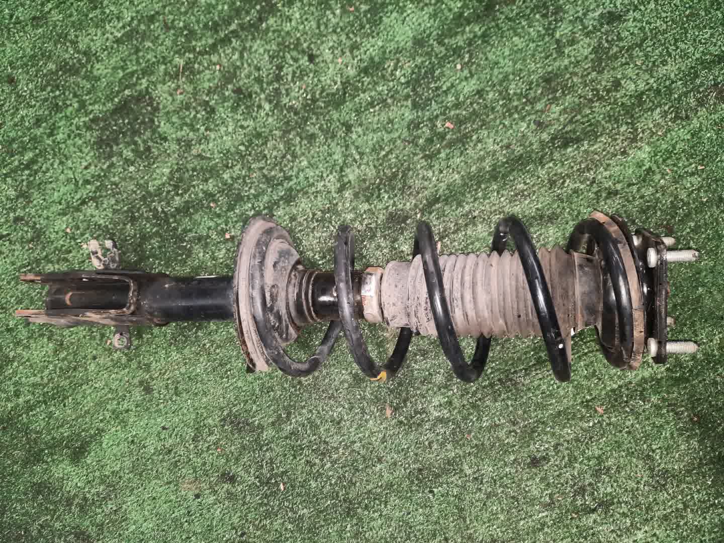 Стойка левая передняя MAZDA MPV LY3P L3-VDT 1 ракурс
