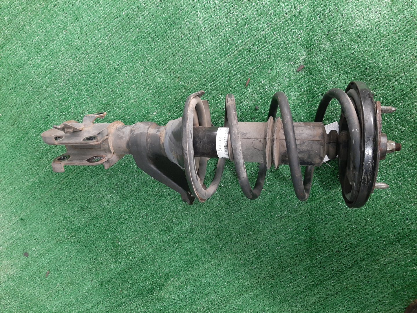 Стойка левая передняя HONDA STREAM RN2, RN1, RN3, RN4, RN5 D17A, K20A, K20B 1 ракурс