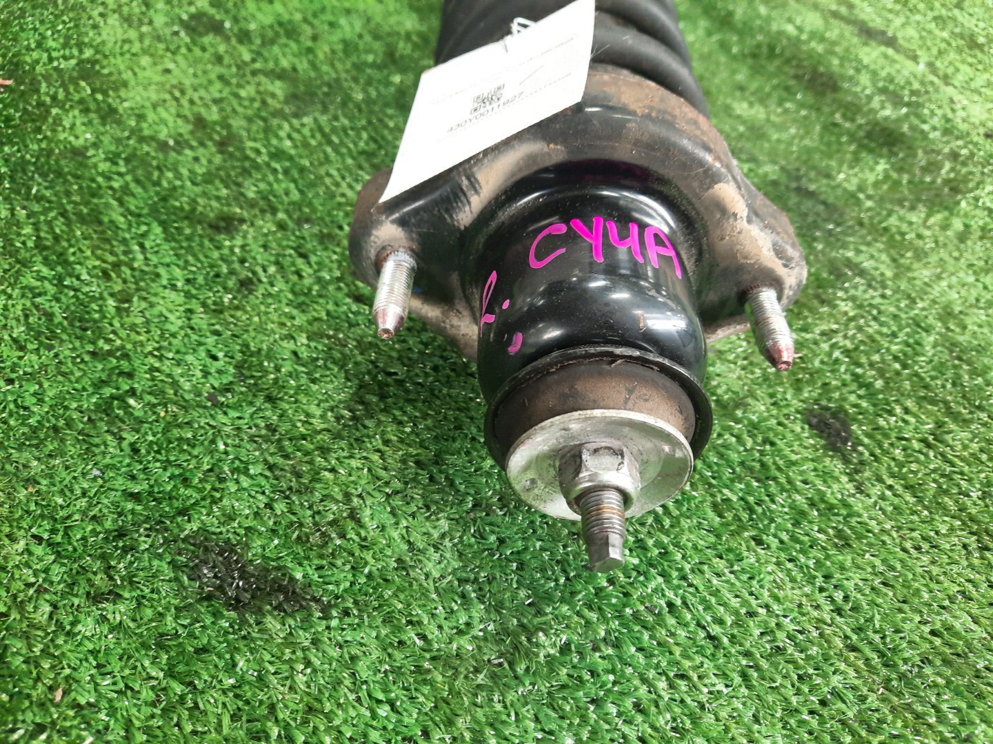 Стойка правая задняя MITSUBISHI GALANT FORTIS CX6A, CX4A, CX3A, CY4A, CY3A, CY6A 4J10, 4B11, 4B10 2 ракурс