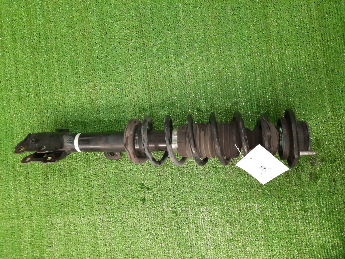 Стойка правая передняя  TOYOTA THOR, JUSTY, TANK, ROOMY M910S, M900S, M900F, M910F, M910A, M900A 1KR-FE 1 ракурс