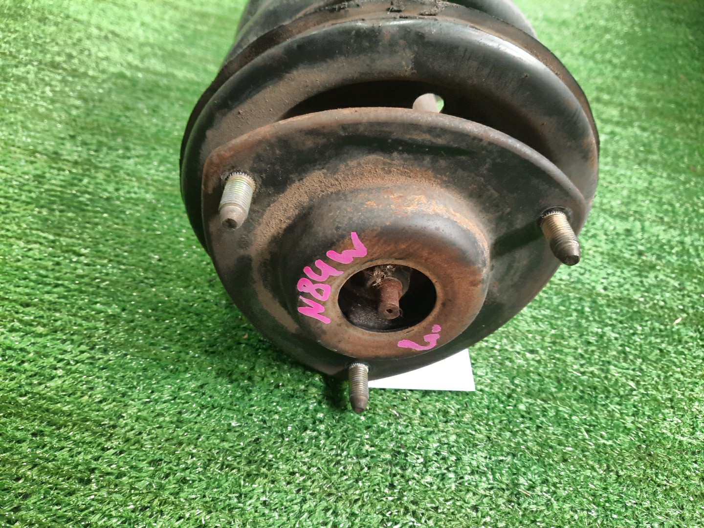 Стойка левая передняя MITSUBISHI CHARIOT GRANDIS, RVR, CHARIOT N84W, N94W, N96W, N86W, N71W, N61W 4G64, 6G72, 4G93 2 ракурс