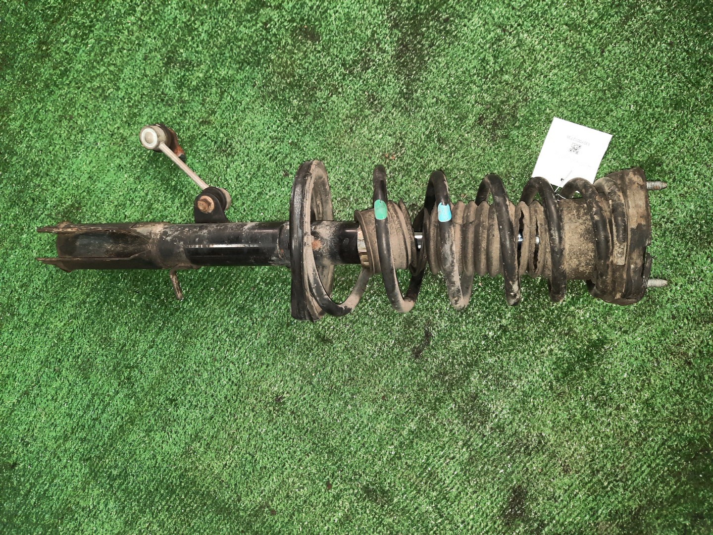 Стойка правая задняя TOYOTA CERES, COROLLA, COROLLA LEVIN, SPRINTER MARINO, SPRINTER, SPRINTER TRUENO, COROLLA FX AE100, AE101, AE111, AE110, EE101, EE111, EE108 5A-FE, 4A-FE, 4A-GE, 4E-FE, 3E 1 ракурс Стойка правая задняя TOYOTA CERES, COROLLA, COROLLA LEVIN, SPRINTER MARINO, SPRINTER, SPRINTER TRUENO, COROLLA FX AE100, AE101, AE111, AE110, EE101, EE111, EE108 5A-FE, 4A-FE, 4A-GE, 4E-FE, 3E 1 ракурс