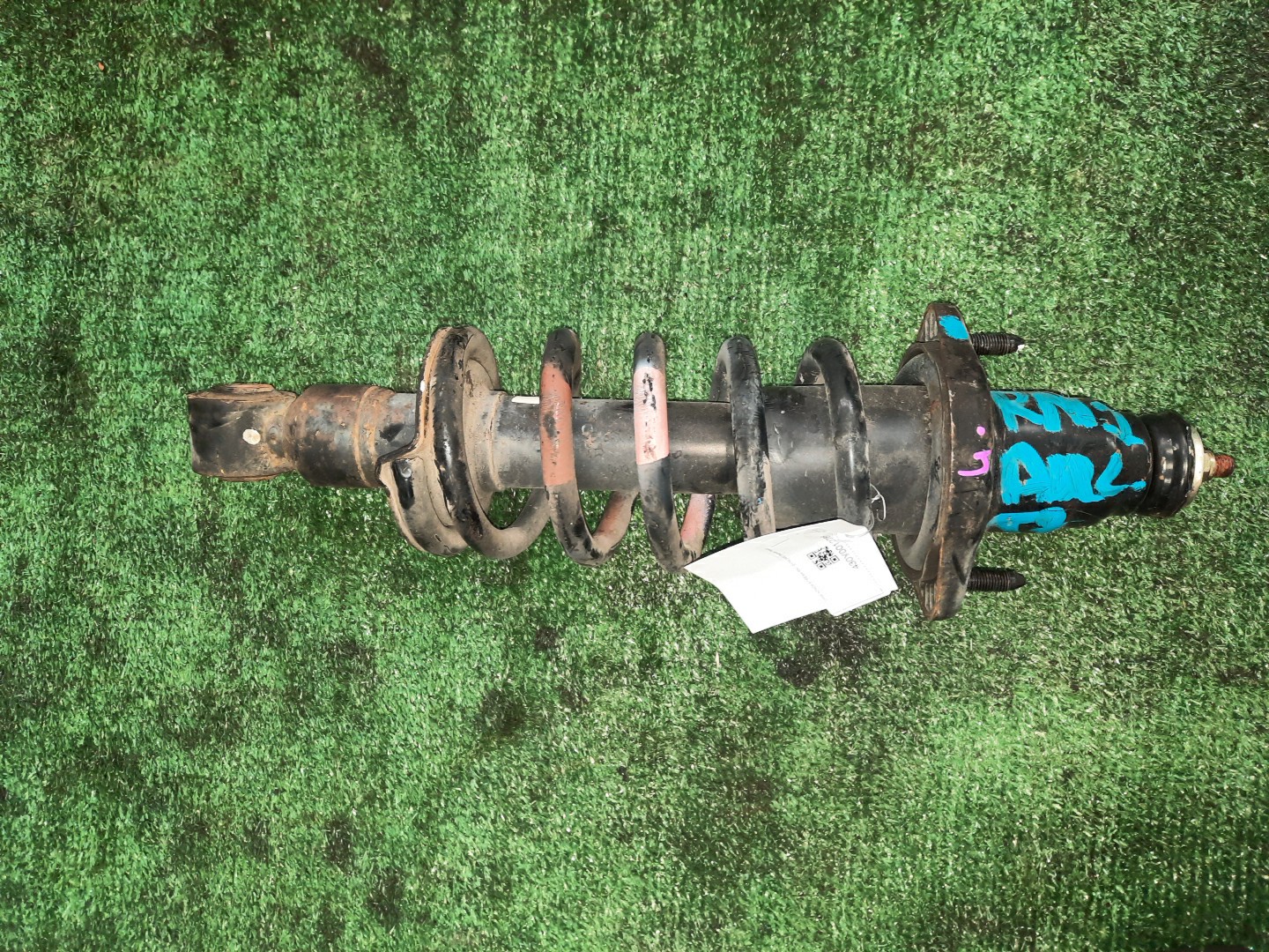 Стойка правая задняя HONDA STREAM RN2, RN1, RN3, RN4, RN5 D17A, K20A, K20B 1 ракурс