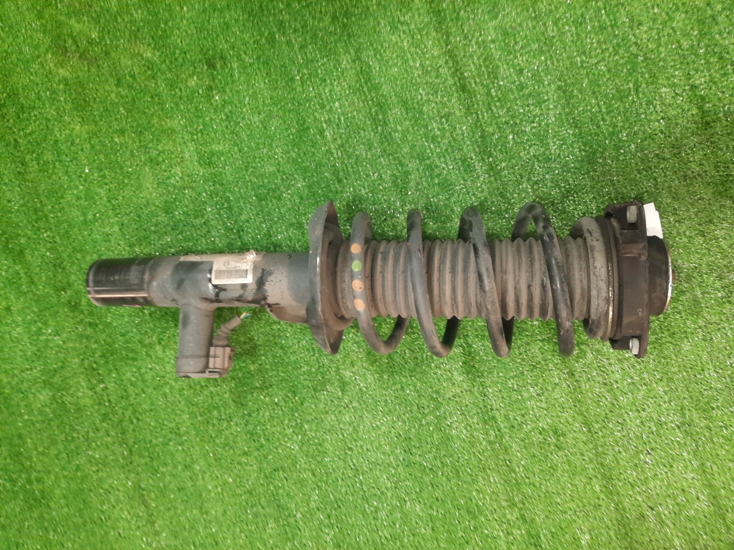 Стойка правая передняя VOLKSWAGEN PASSAT CC 358 CDA 1 ракурс