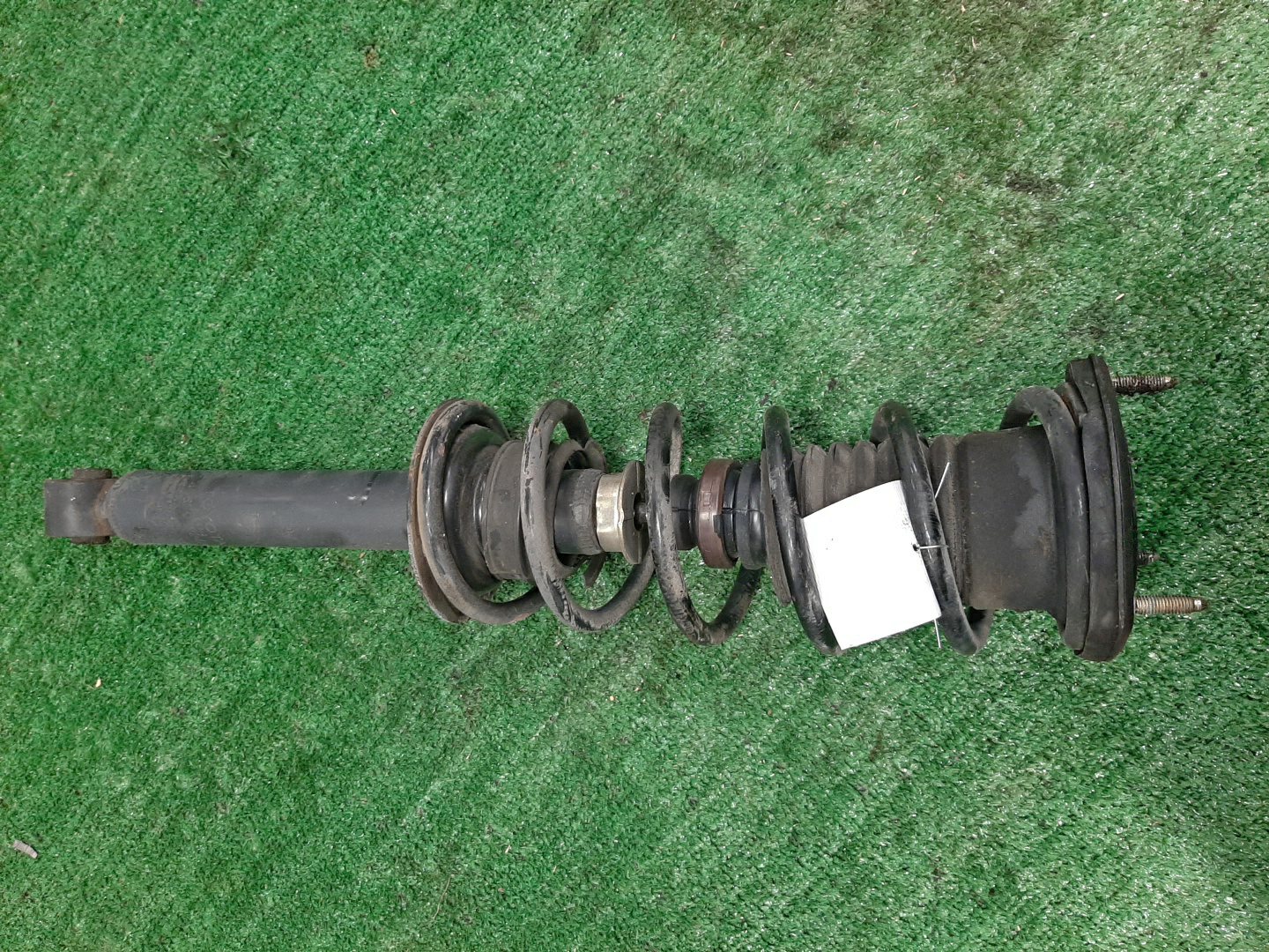 Стойка правая задняя TOYOTA CHASER, CRESTA, MARK II GX100, GX90, JZX100, JZX101, JZX90, SX90, LX100, JZX91, LX90, SX100 1G-FE, 1JZ-GE, 2JZ-GE, 4S-FE, 2L-TE 1 ракурс