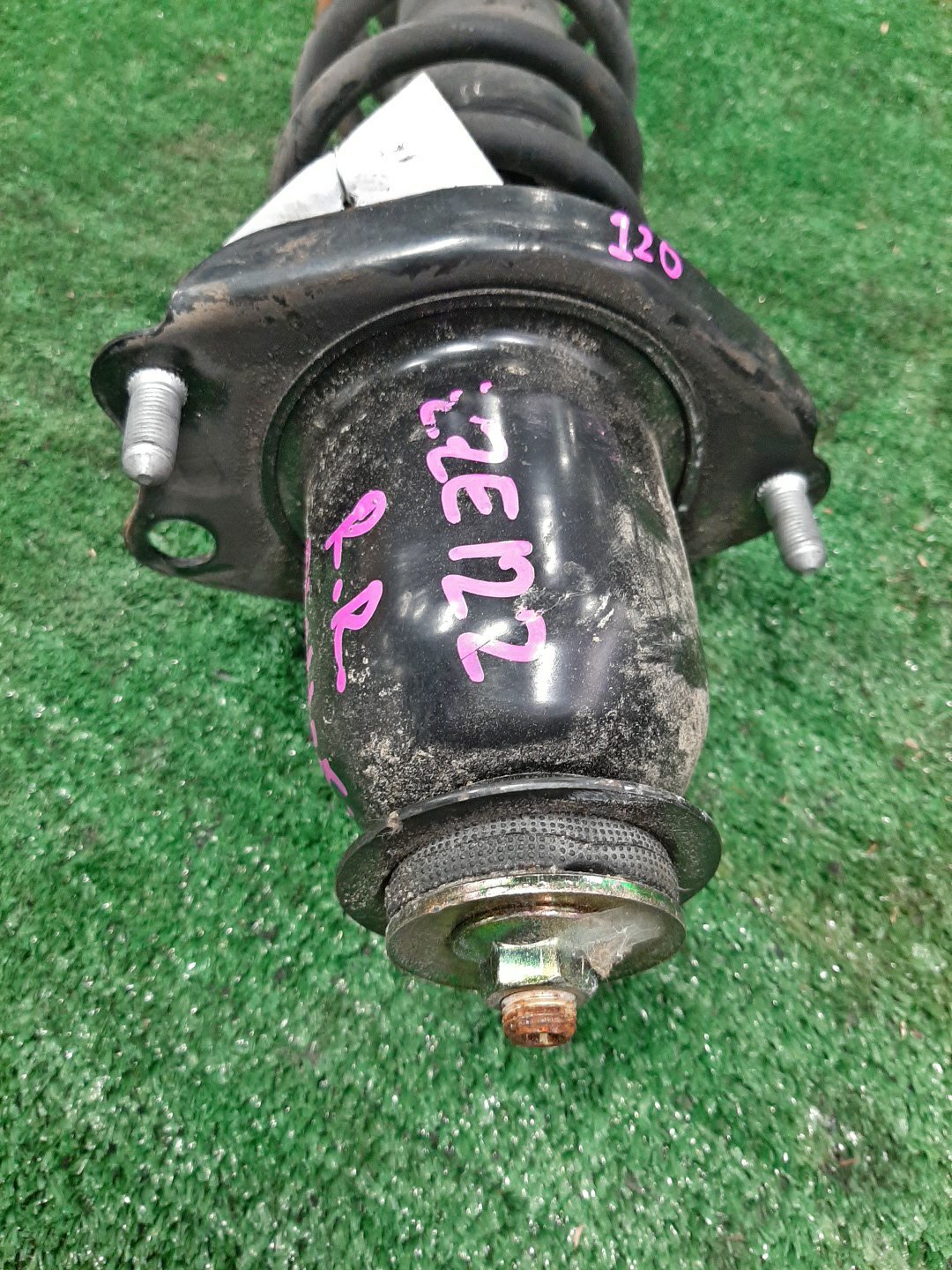 Стойка правая задняя TOYOTA ALLEX, COROLLA RUNX, SIENTA, WILL VS, VISTA ARDEO, COROLLA  AXIO, COROLLA, OPA, PREMIO, COROLLA SPACIO, VISTA, ALLION, COROLLA FIELDER ZZE122, ZZE123, NZE121, NCP81G, NZE127, ZZE127, ZZE128, ZZV50G, SV50G, AZV50G, NZE141, 