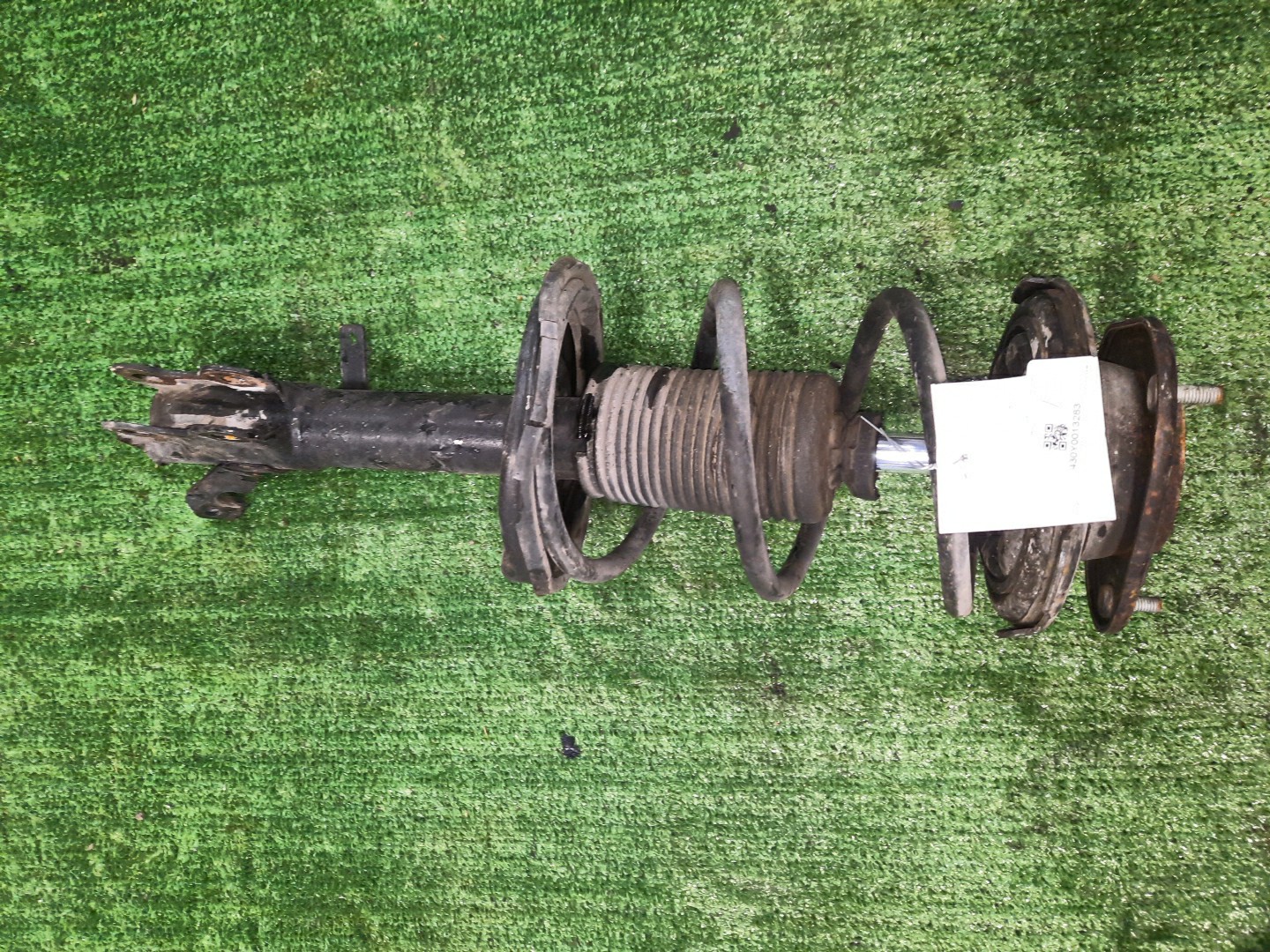 Стойка правая передняя TOYOTA SPRINTER EE103 5E-FE 1 ракурс