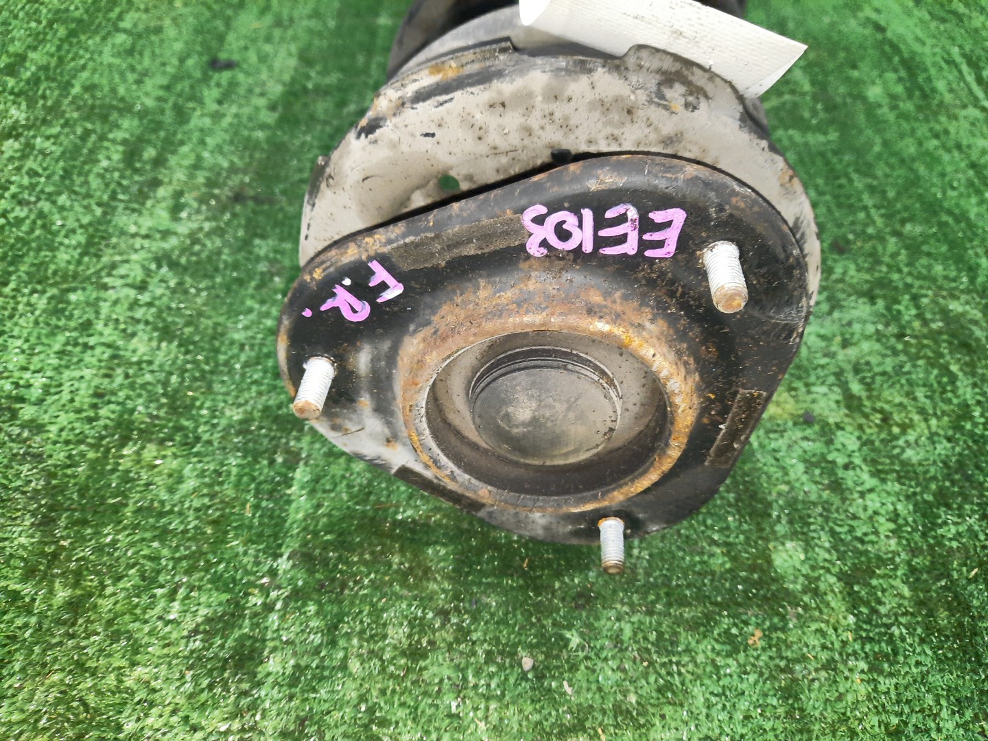 Стойка правая передняя TOYOTA SPRINTER EE103 5E-FE 2 ракурс