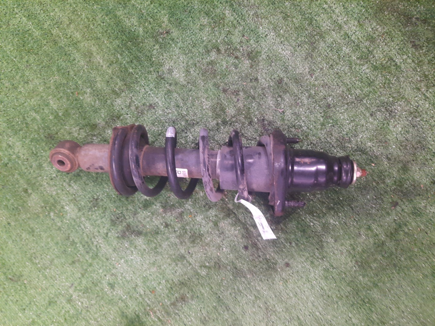 Стойка правая задняя HONDA CIVIC, CIVIC FERIO EU3, ES1, EU1, ES2, ES3, EU4, ES9, EU2, ET2 D17A, D15B, LDA 1 ракурс