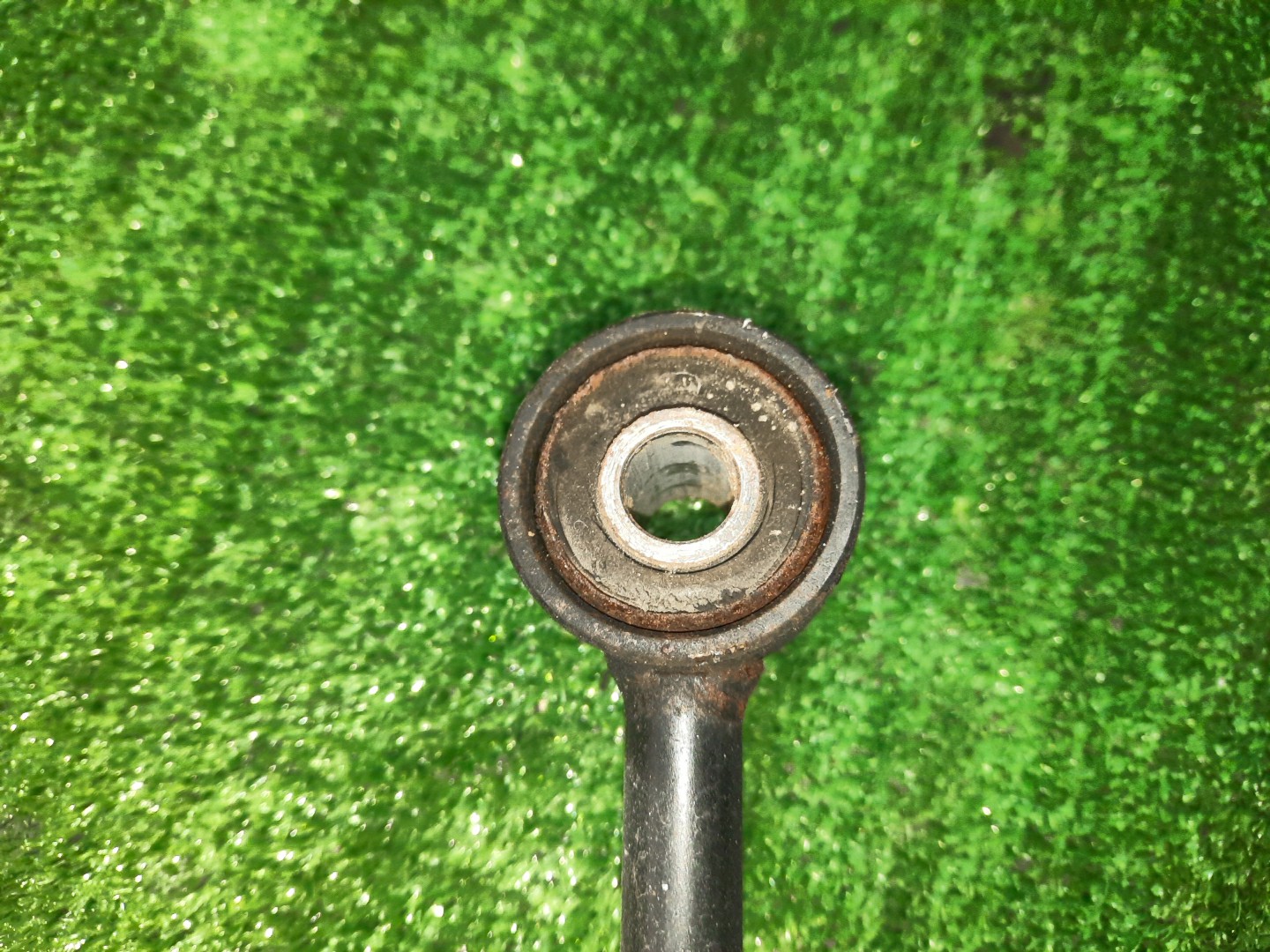 Стойка левая передняя TOYOTA HILUX SURF, LAND CRUISER PRADO, FJ CRUISER, TACOMA RZN215W, KDN215W, TRN215W, GRN215W, VZN215W, TRN210W, RZN210W, VZN210W, VZJ120, TRJ120, RZJ120, VZJ121, RZJ125, GRJ120, GRJ121, TRJ125, KDJ120W, KDJ121W, KDJ125W, VZJ125,