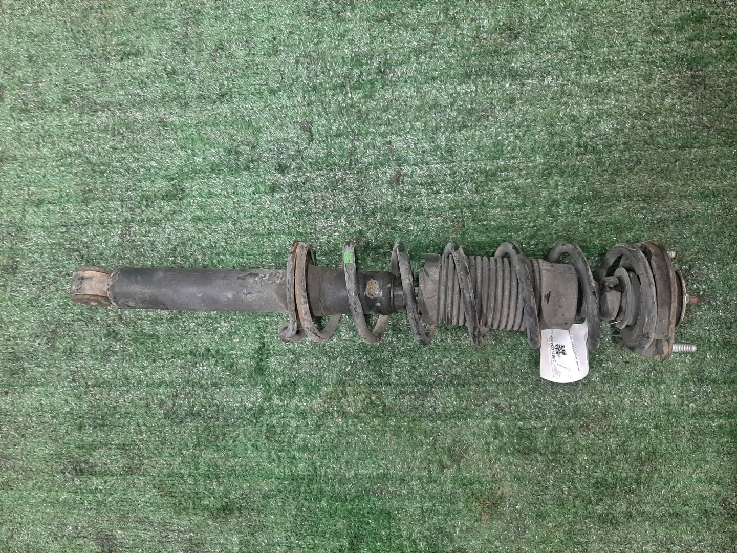 Стойка левая задняя TOYOTA CORSA, STARLET, TERCEL, COROLLA II, CYNOS EL43, EL41, EL51, EL53, NL50, NL40, EP82, EP91, NP90, NP80, EL44, EL54, EL52 5E-FE, 4E-FE, 1N-T, 1N 1 ракурс