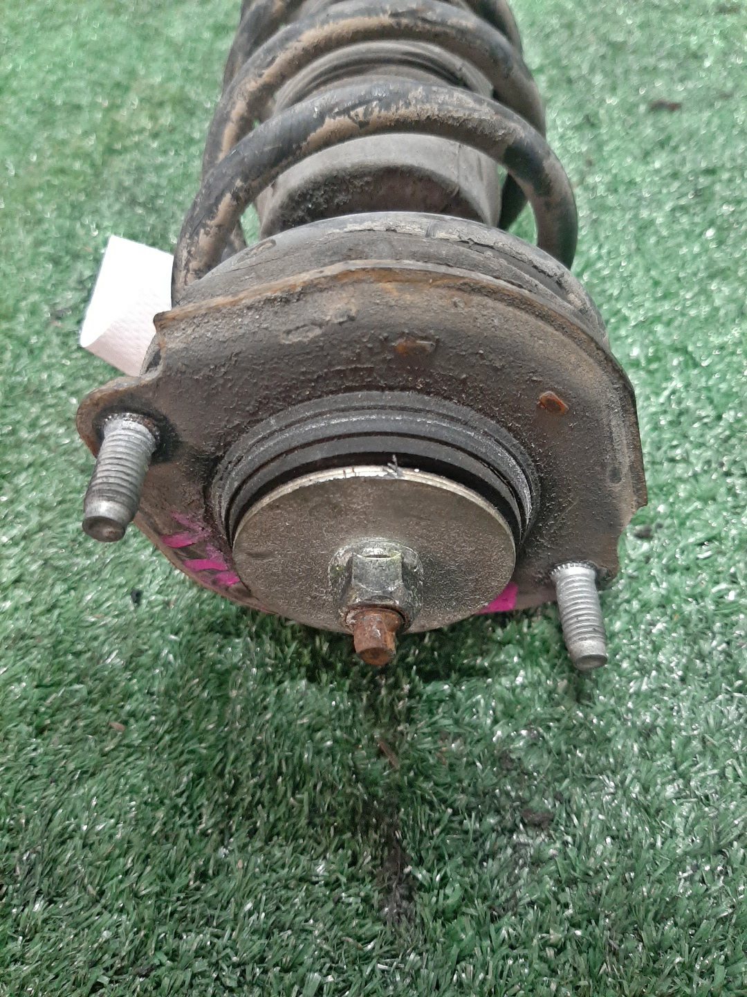 Стойка левая задняя TOYOTA CORSA, STARLET, TERCEL, COROLLA II, CYNOS EL43, EL41, EL51, EL53, NL50, NL40, EP82, EP91, NP90, NP80, EL44, EL54, EL52 5E-FE, 4E-FE, 1N-T, 1N 2 ракурс