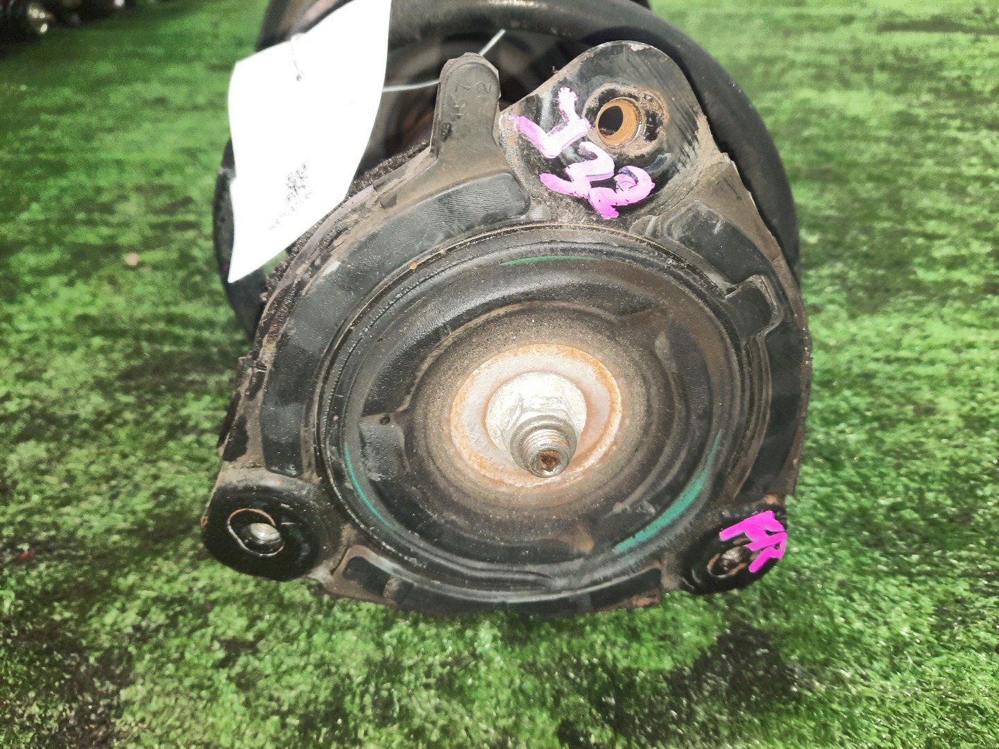 Стойка правая передняя NISSAN TEANA TNJ32, PJ32, J32 QR25DE, VQ35DE, VQ25DE 2 ракурс