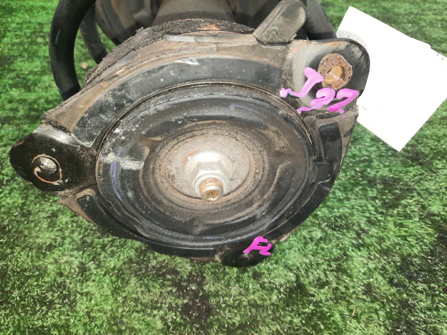 Стойка левая передняя NISSAN TEANA TNJ32, PJ32, J32 QR25DE, VQ35DE, VQ25DE 2 ракурс