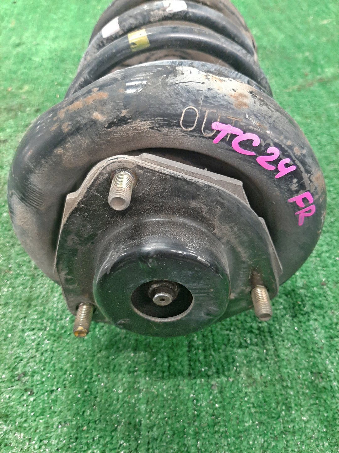 Стойка правая передняя NISSAN SERENA TNC24, TC24, RC24, PC24, PNC24, VC24, VNC24 QR20DE, QR25DE, SR20DE, YD25DDTI 2 ракурс