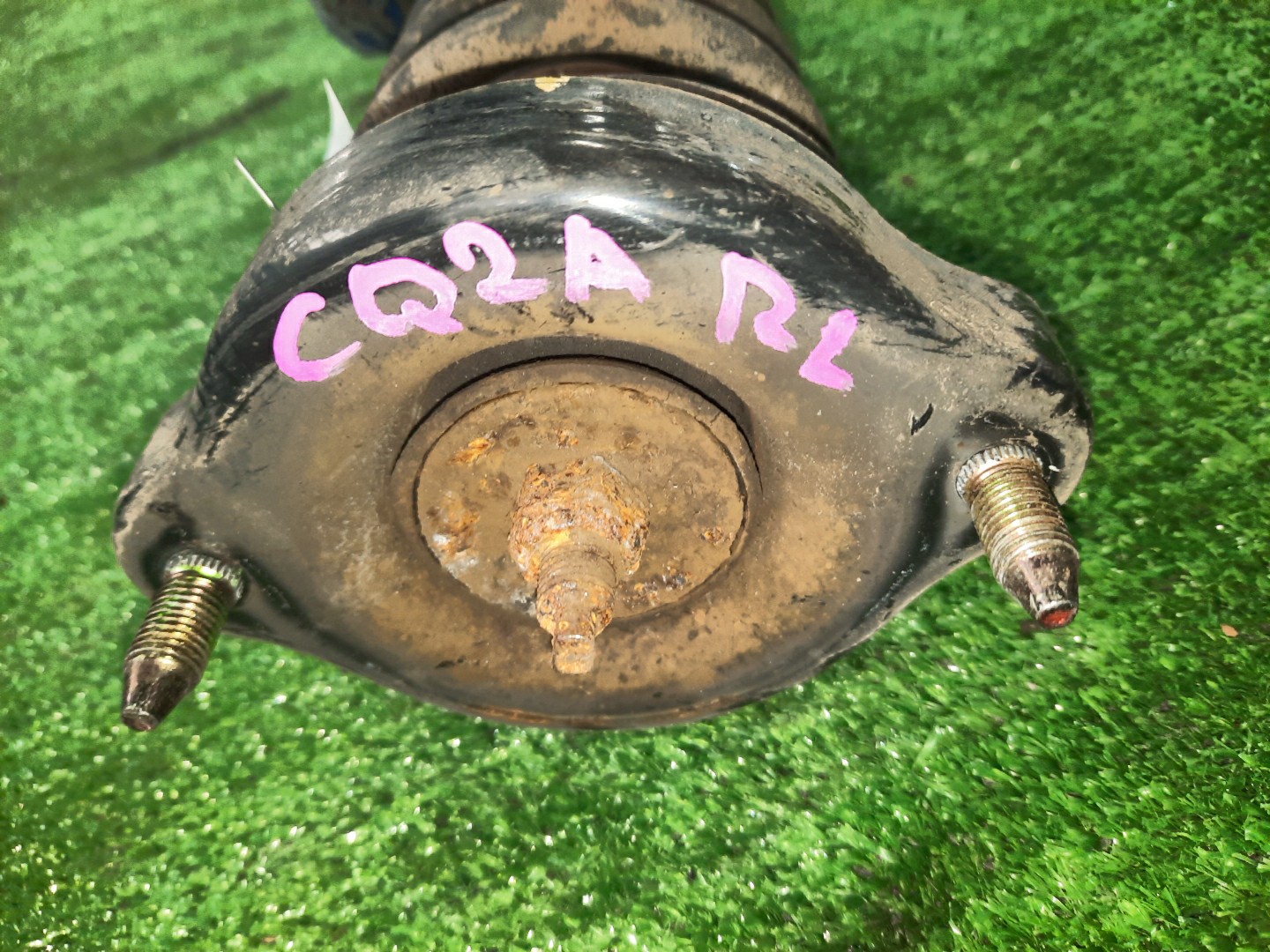 Стойка правая задняя MITSUBISHI MIRAGE DINGO CQ1A, CQ2A, CQ5A 4G13, 4G15, 4G93 2 ракурс