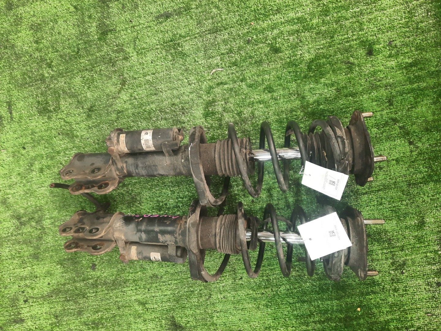 Стойка левая задняя MAZDA CAPELLA GF8P, GWEW, GW8W, GWER, GWFW, GW5R, GFER FS-DE 1 ракурс