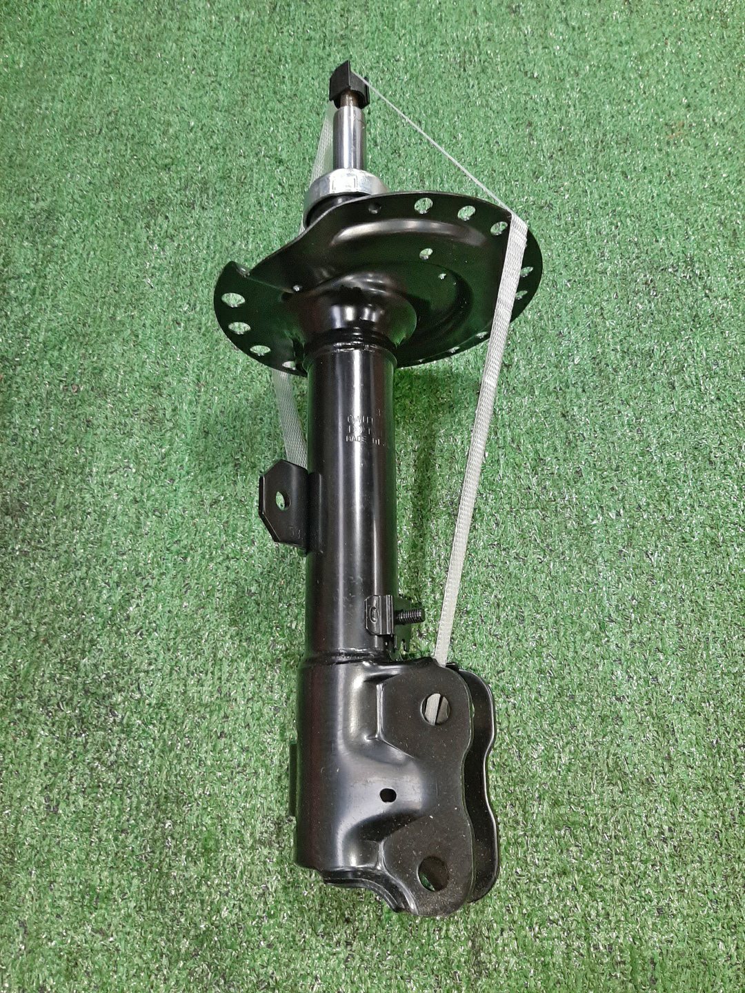 Стойка передняя  MITSUBISHI OUTLANDER GF7W ,3340045 1 ракурс