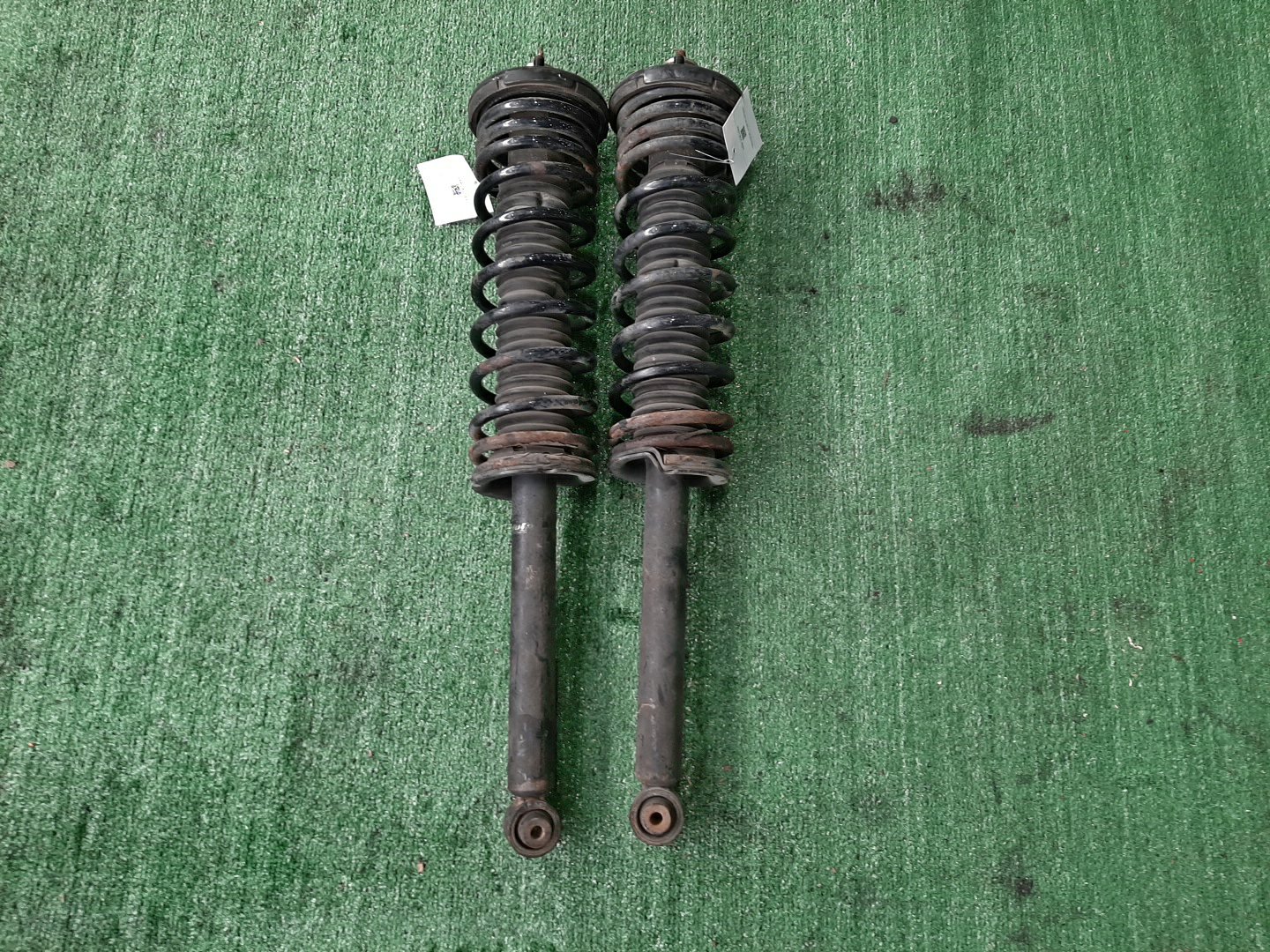 Стойка левая задняя HONDA ACCORD CF4 F20B 1 ракурс Стойка левая задняя HONDA ACCORD CF4 F20B 1 ракурс