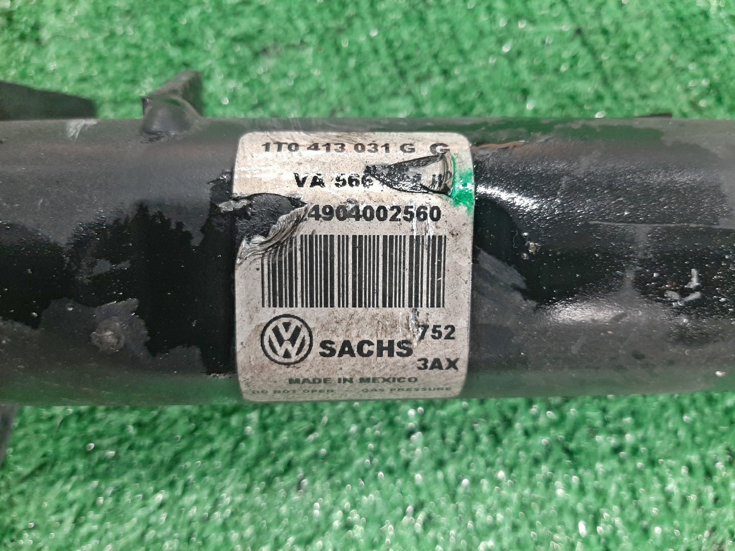 Стойка правая передняя VOLKSWAGEN GOLF 1K1 CAX 1T0412031G 4 ракурс