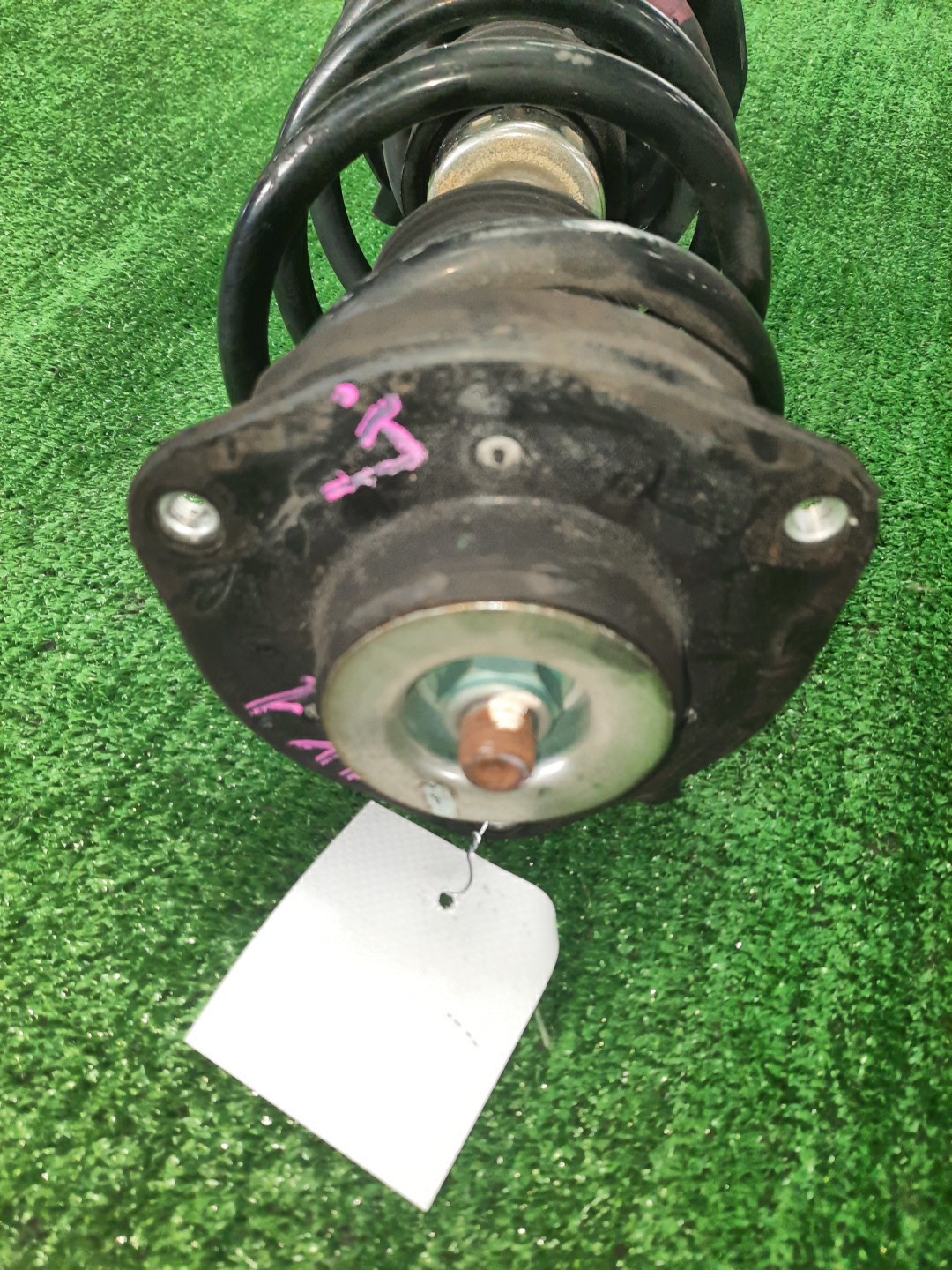Стойка левая передняя VOLKSWAGEN GOLF 1K1 CAX 1T0413031G 2 ракурс
