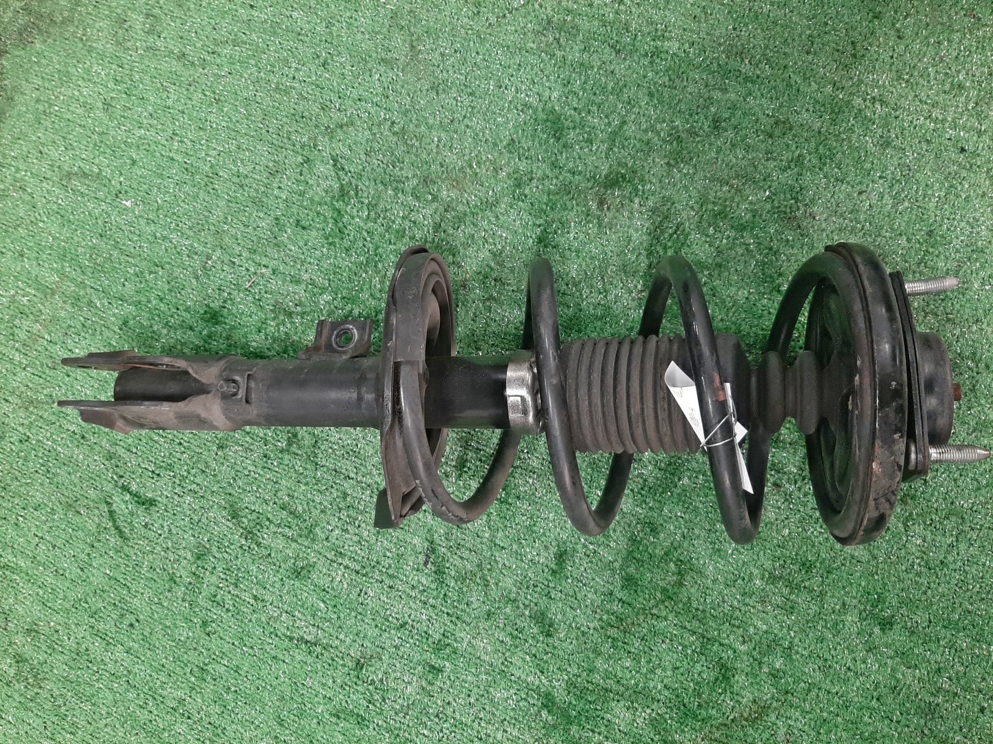 Стойка правая передняя MITSUBISHI GALANT, GALANT FORTIS CX6A, CX4A, CX3A, CY4A, CY3A, CY6A 4J10, 4B11, 4B10 1 ракурс