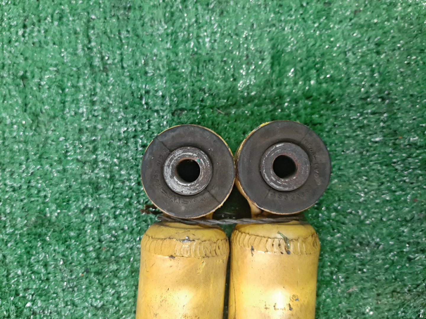 Стойка передняя HONDA STEPWGN RG1 K20A 3 ракурс