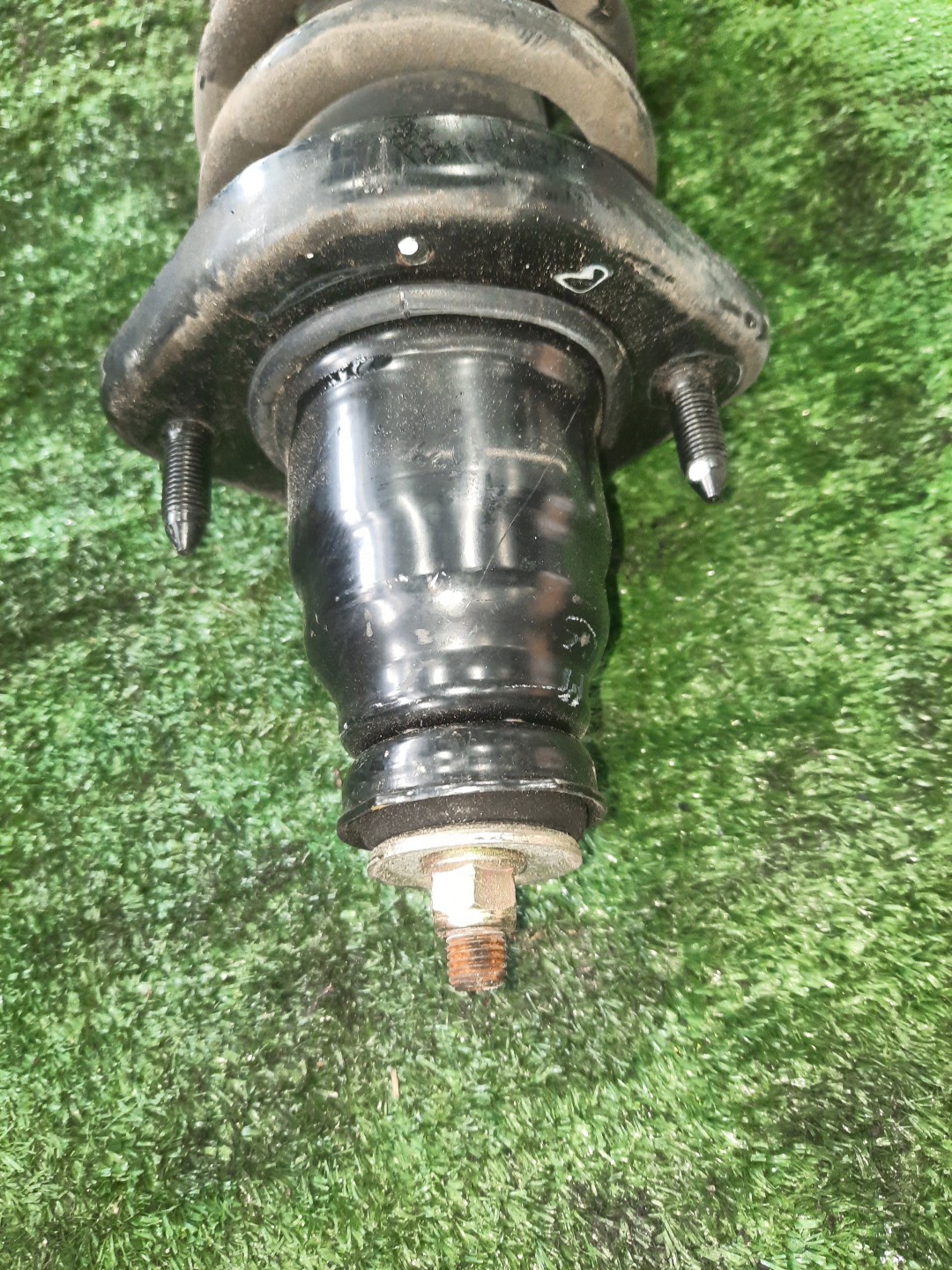 Стойка правая задняя HONDA STREAM RN2, RN1, RN3, RN4, RN5 D17A, K20A, K20B 2 ракурс