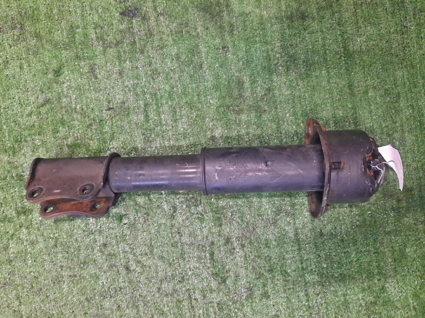 Стойка правая передняя SUZUKI ESCUDO, GRAND ESCUDO TD62W, TD32W, TA02W, TX92W, TD02W, TA52W, TL52W, TD52W H25A, RF-T, G16A, H27A, J20A 1 ракурс