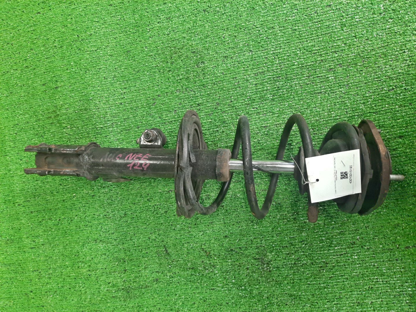 Стойка правая передняя TOYOTA COROLLA, PREMIO, COROLLA SPACIO, WISH, ALLION, COROLLA FIELDER, ALLEX, COROLLA RUNX, WILL VS, COROLLA  AXIO ZZE124, NZE121, NZE120, ZZE122, NZE124, CE121, ZRT265, ZZT240, NZT240, ZRT260, ZZT245, NZT260, ZRT261, NZE121N, 