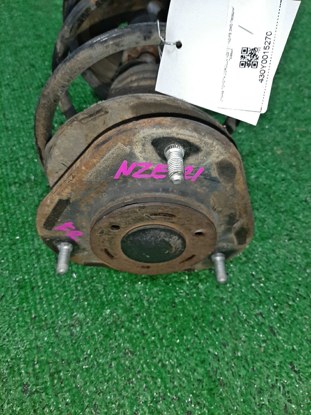 Стойка правая передняя TOYOTA COROLLA, PREMIO, COROLLA SPACIO, WISH, ALLION, COROLLA FIELDER, ALLEX, COROLLA RUNX, WILL VS, COROLLA  AXIO ZZE124, NZE121, NZE120, ZZE122, NZE124, CE121, ZRT265, ZZT240, NZT240, ZRT260, ZZT245, NZT260, ZRT261, NZE121N, 