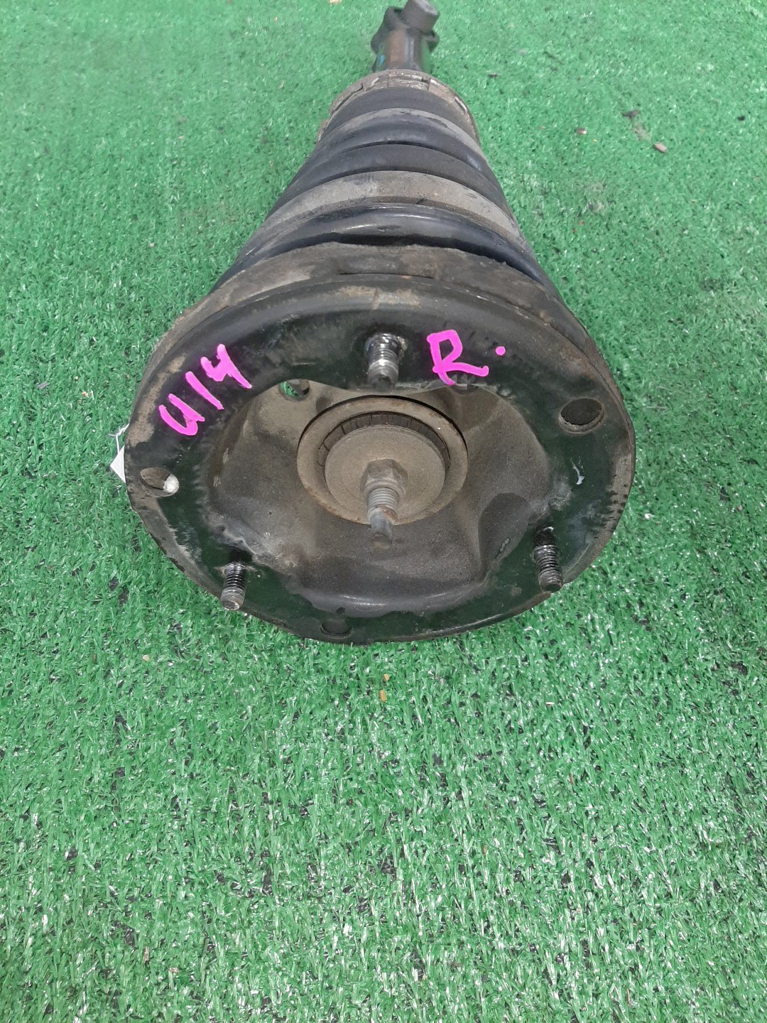 Стойка правая передняя NISSAN BLUEBIRD, PRIMERA QU14, HU14, EU14, P11, WP11, QP11, WQP11, WHP11 QG18DE, QG18DD, SR20DE, SR20VE, SR18DE 3 ракурс