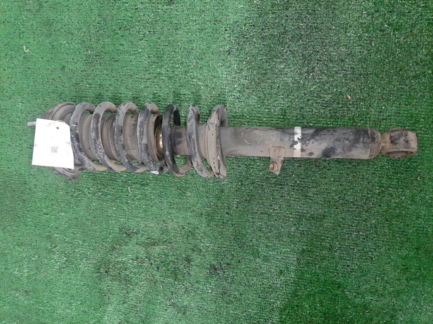 Стойка левая передняя TOYOTA BREVIS, CROWN, MARK II BLIT, PROGRES, VEROSSA, MARK II, CROWN ESTATE JCG10, JCG11, GS171, JZS175, JZS171, JKS175, JZX110W, GX110W, GX110, JZX110 1JZ-FSE, 2JZ-FSE, 1G-FE, 1JZ-GE 1 ракурс
