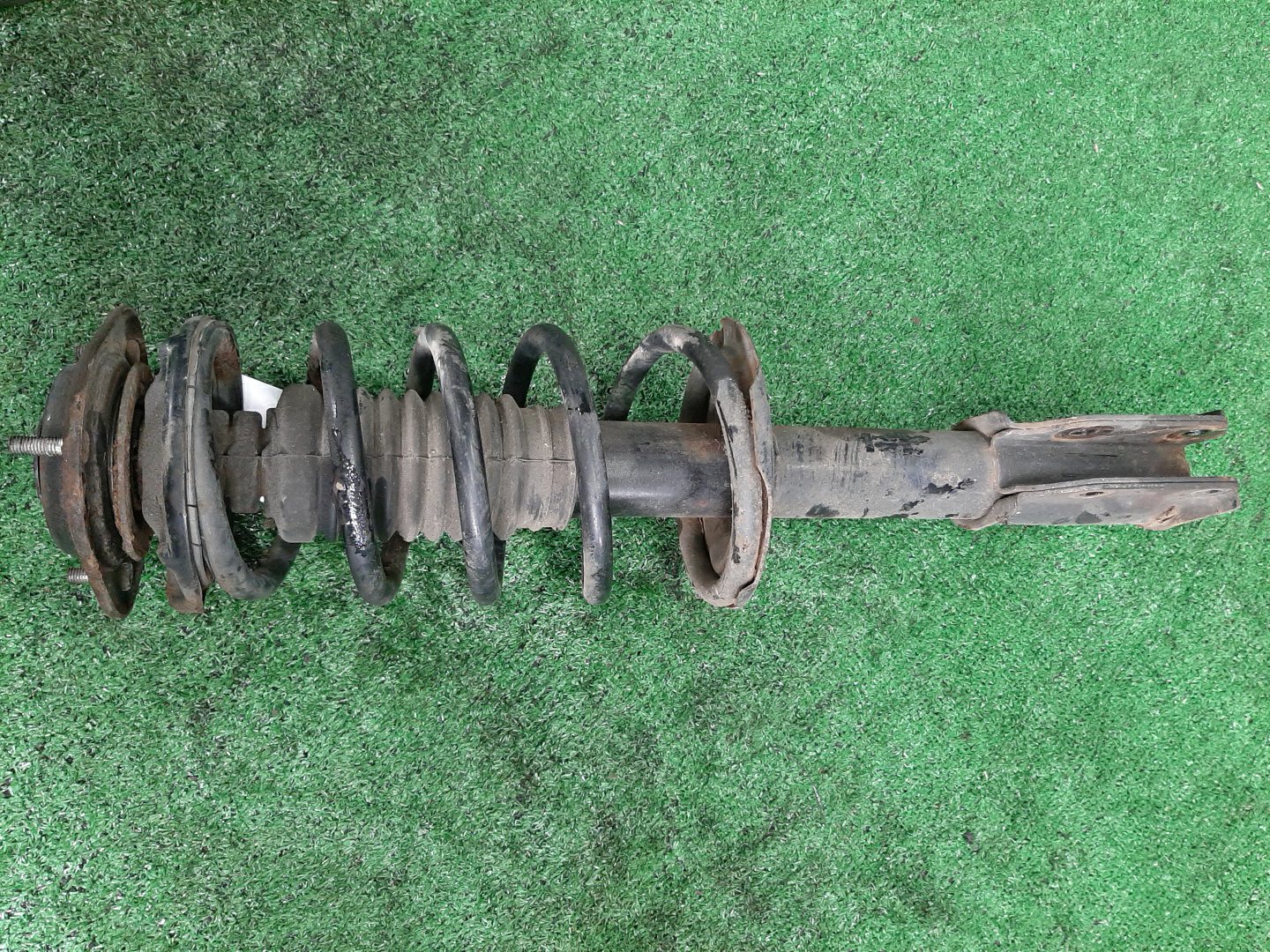 Стойка правая передняя TOYOTA RUSH, BE-GO J210E, J200E, J210G, J200G 3SZ-VE 1 ракурс