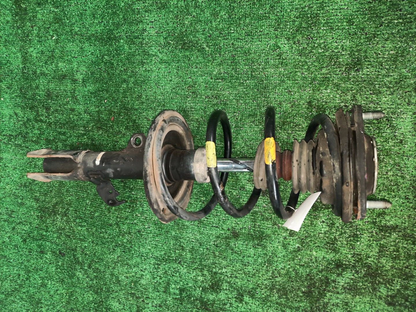 Стойка правая передняя TOYOTA WISH ZGE20W, ZGE20G, ZGE25W, ZGE21G, ZGE22W, ZGE25G 2ZR-FAE, 3ZR-FAE 48510-68050 1 ракурс