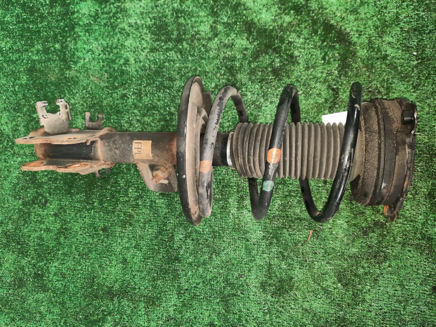 Стойка левая передняя NISSAN TEANA TNJ32, PJ32, J32 QR25DE, VQ35DE, VQ25DE 1 ракурс