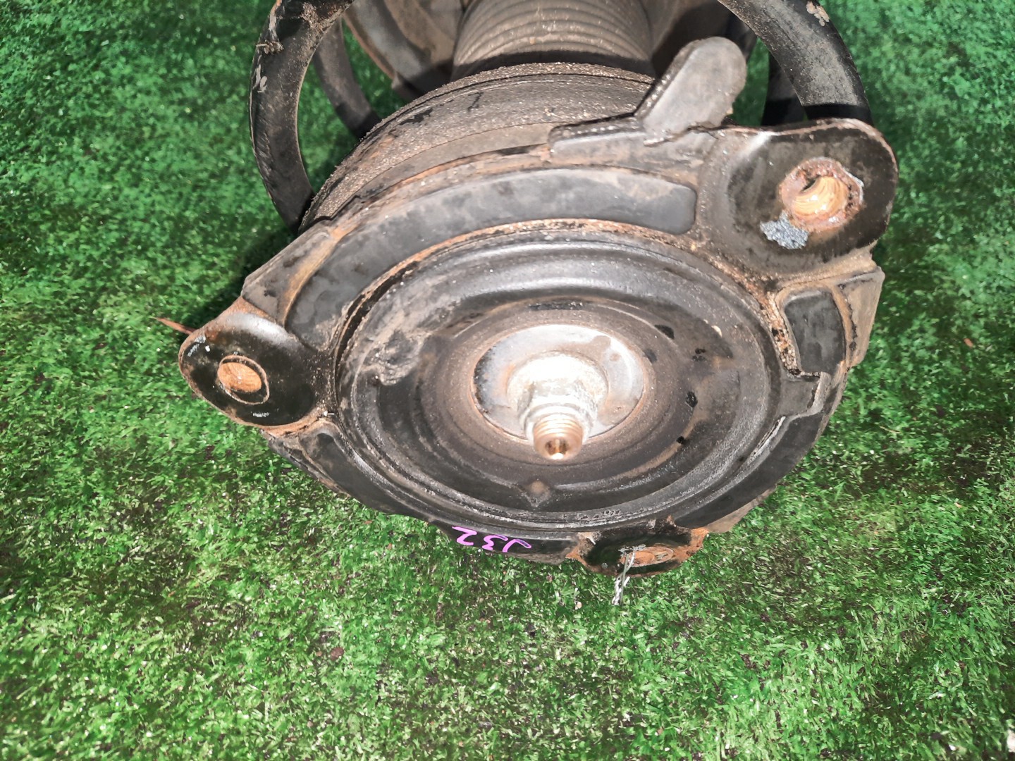 Стойка левая передняя NISSAN TEANA TNJ32, PJ32, J32 QR25DE, VQ35DE, VQ25DE 2 ракурс