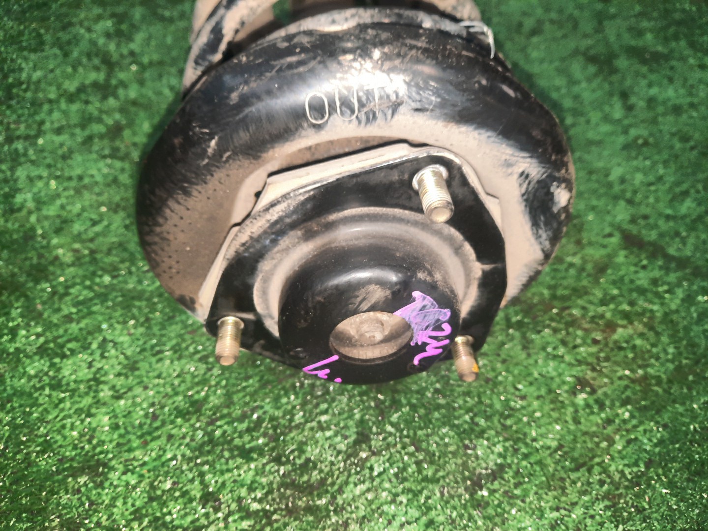Стойка левая передняя NISSAN SERENA TNC24, TC24, RC24, PC24, PNC24, VC24, VNC24 QR20DE, QR25DE, SR20DE, YD25DDTI 2 ракурс