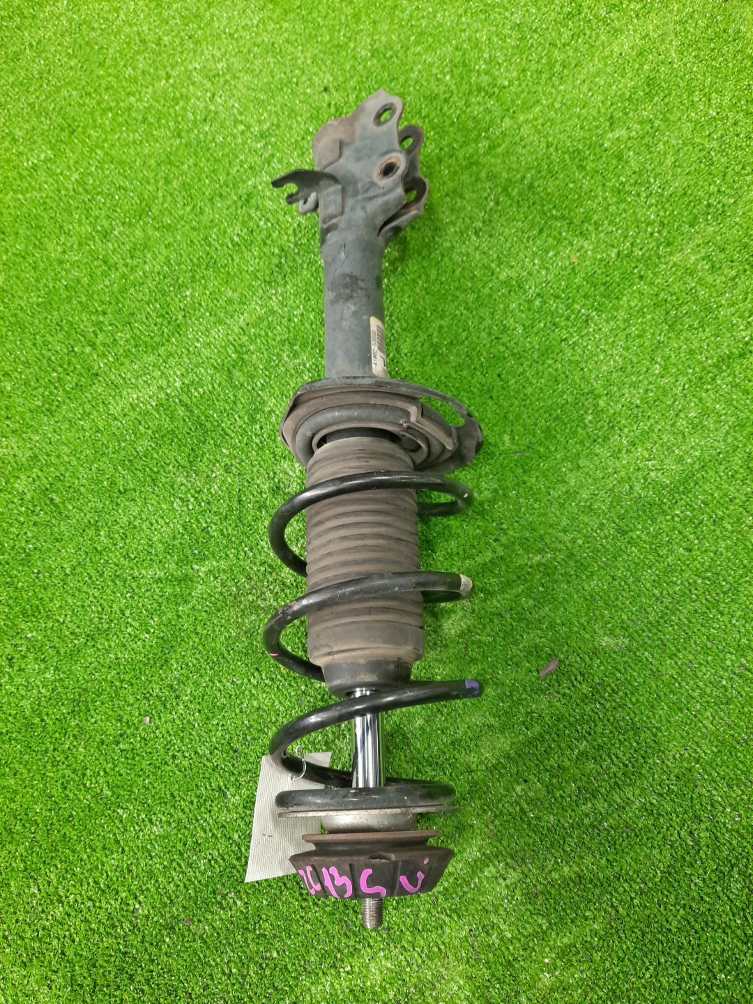 Стойка левая передняя SUZUKI SWIFT ZC13S K10C 1 ракурс