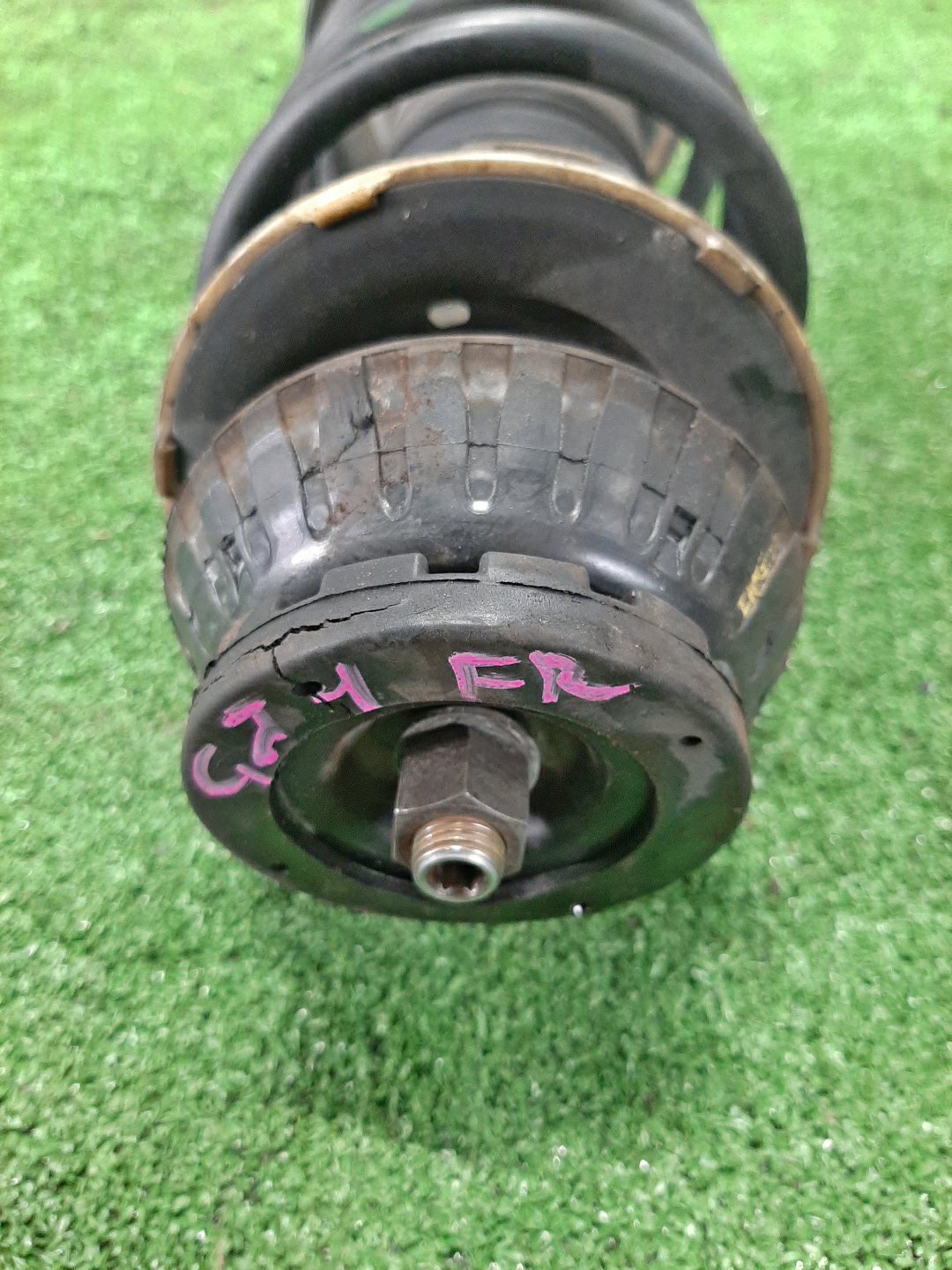 Стойка правая передняя HONDA PARTNER, AIRWAVE GJ3, GJ1 L15A 2 ракурс