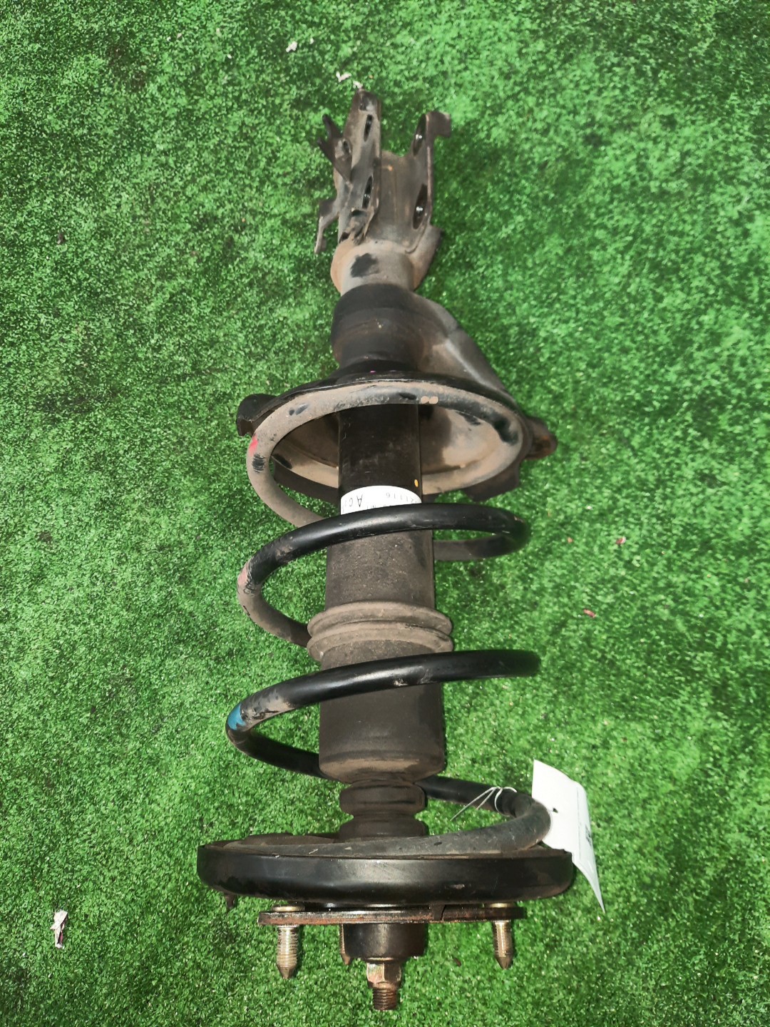 Стойка правая передняя HONDA STREAM RN2, RN1, RN3, RN4, RN5 D17A, K20A, K20B 1 ракурс
