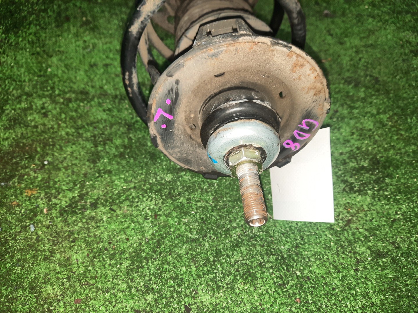 Стойка левая передняя HONDA FIT ARIA GD6, GD8 L13A, L15A 2 ракурс