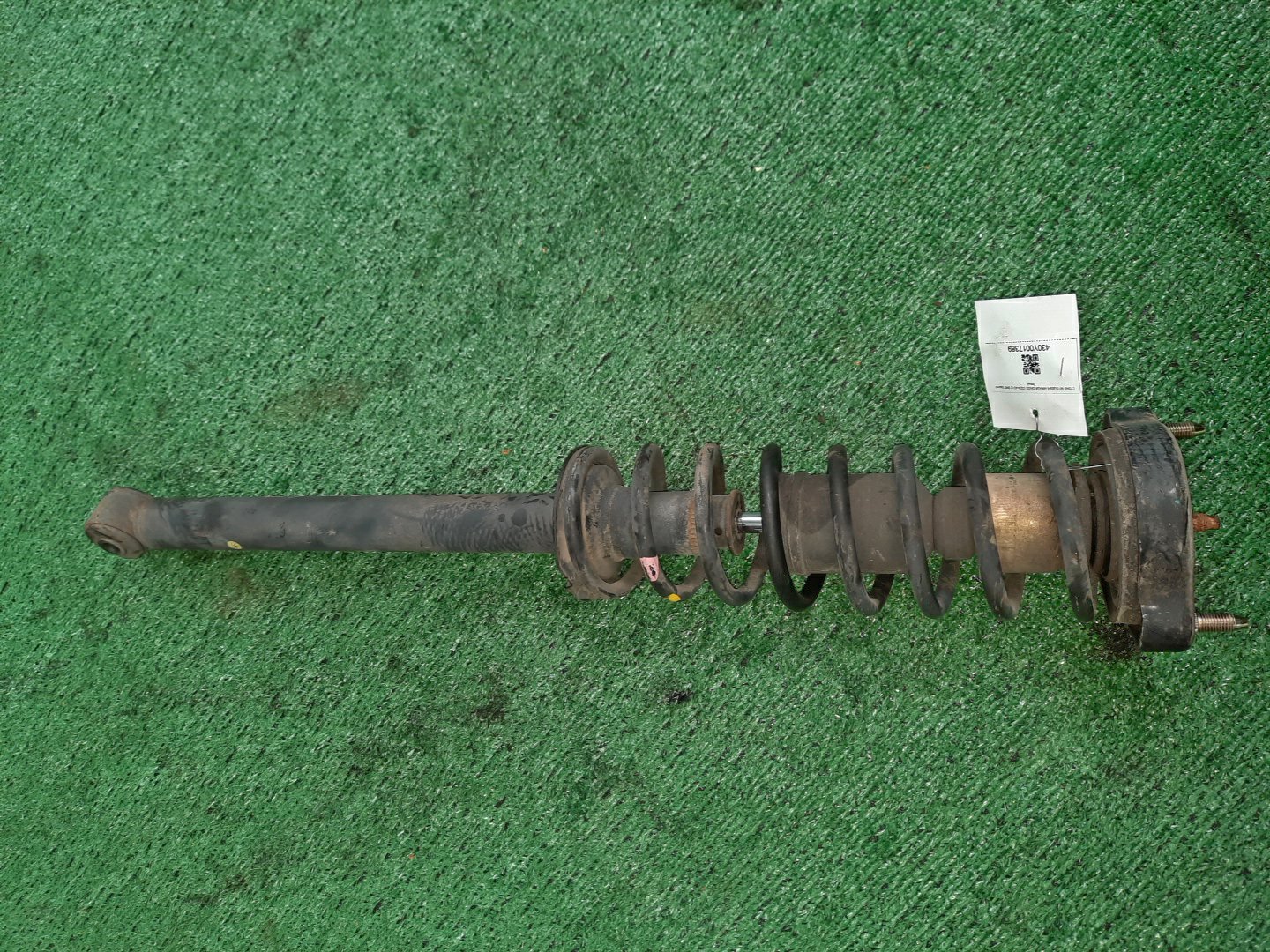Стойка правая задняя MITSUBISHI MIRAGE DINGO CQ1A, CQ2A, CQ5A 4G13, 4G15, 4G93 1 ракурс