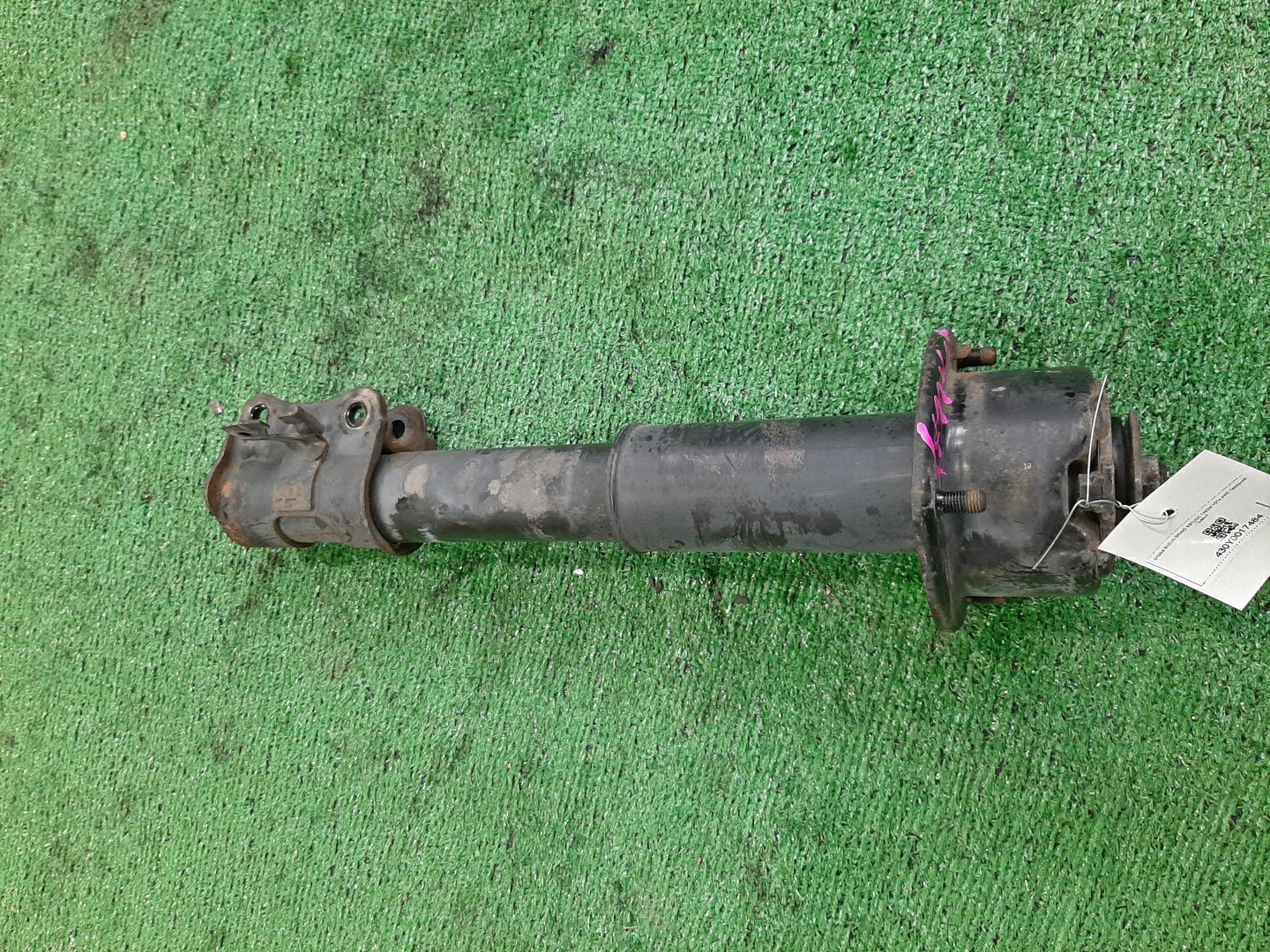 Стойка правая передняя SUZUKI ESCUDO, GRAND ESCUDO TD62W, TD32W, TA02W, TX92W, TD02W, TA52W, TL52W, TD52W H25A, RF-T, G16A, H27A, J20A 1 ракурс
