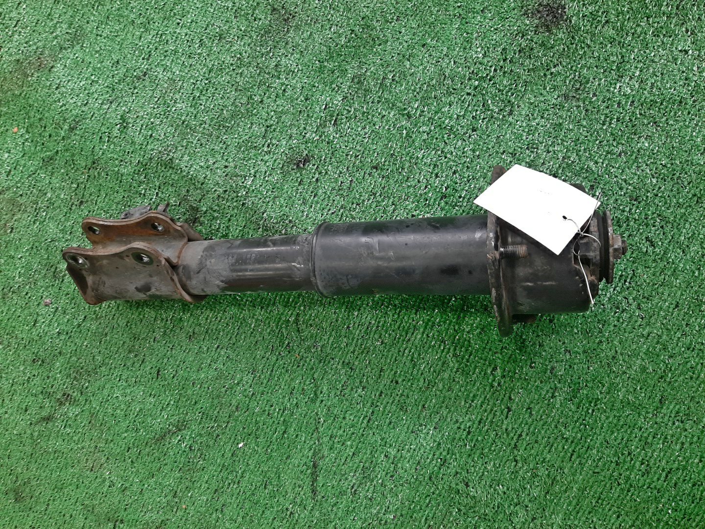 Стойка левая передняя SUZUKI ESCUDO, GRAND ESCUDO TD62W, TD32W, TA02W, TX92W, TD02W, TA52W, TL52W, TD52W H25A, RF-T, G16A, H27A, J20A 1 ракурс