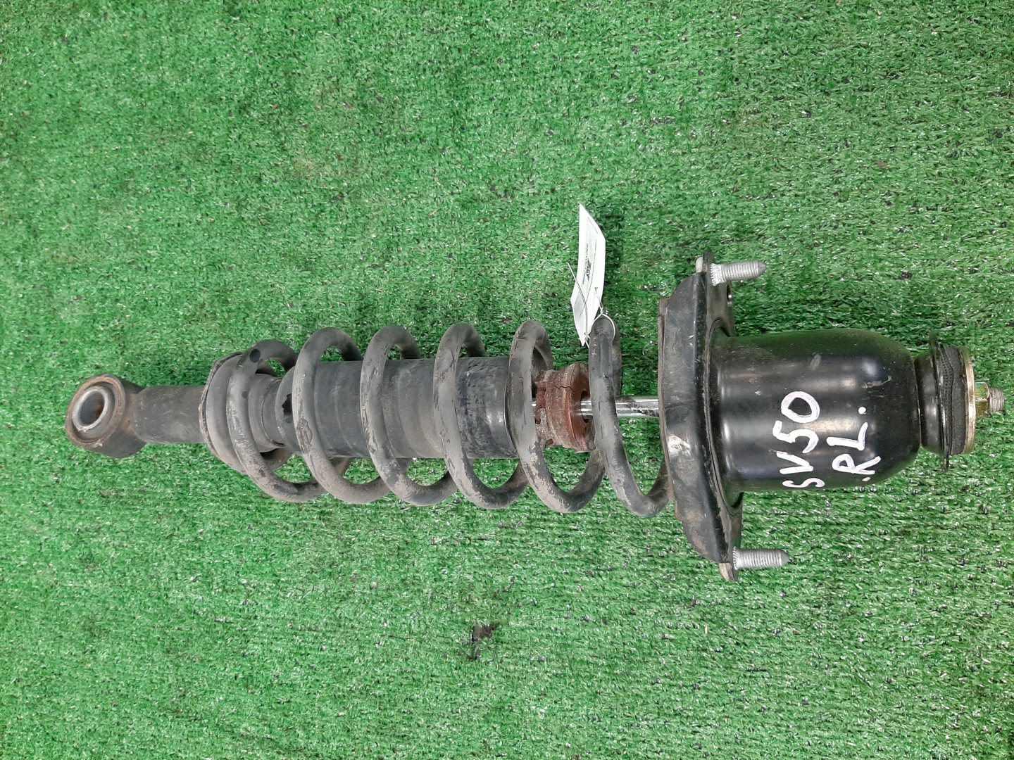 Стойка левая задняя TOYOTA COROLLA, OPA, PREMIO, COROLLA SPACIO, VISTA, ALLION, COROLLA FIELDER, ALLEX, COROLLA RUNX, SIENTA, WILL VS, VISTA ARDEO, COROLLA AXIO NZE121, NZE120, NZE141, ZZE122, CE121, ZZE123, ACT10, ZCT10, ZZT240, NZT240, AZT240, NZE Стойка левая задняя TOYOTA COROLLA, OPA, PREMIO, COROLLA SPACIO, VISTA, ALLION, COROLLA FIELDER, ALLEX, COROLLA RUNX, SIENTA, WILL VS, VISTA ARDEO, COROLLA AXIO NZE121, NZE120, NZE141, ZZE122, CE121, ZZE123, ACT10, ZCT10, ZZT240, NZT240, AZT240, NZE