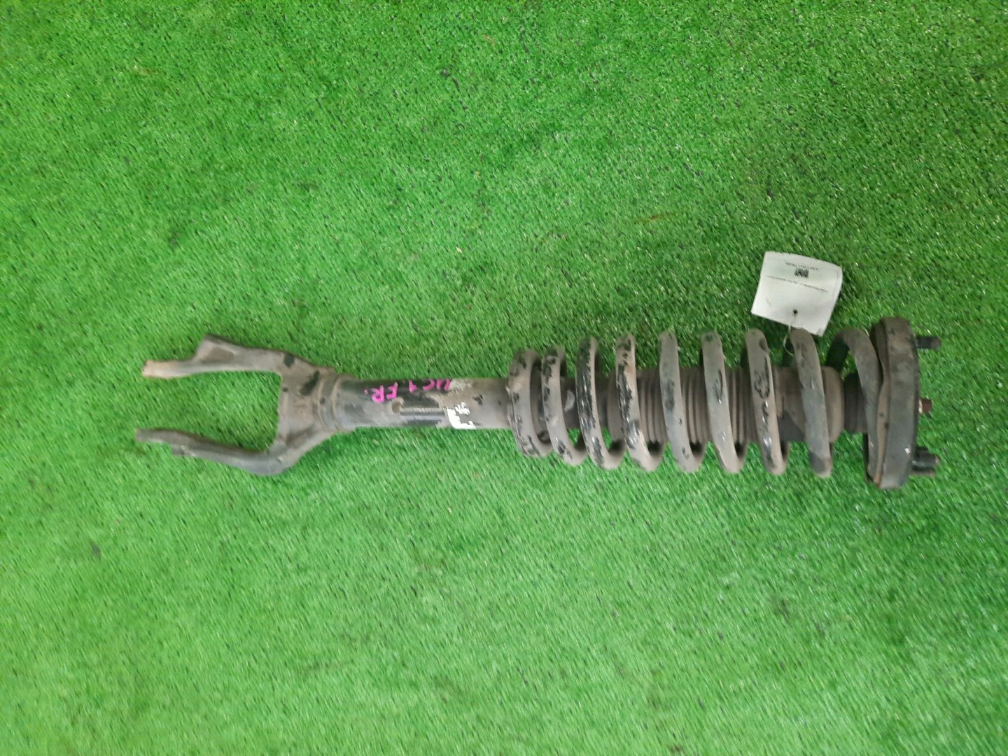 Стойка правая передняя HONDA INSPIRE UC1 J30A 1 ракурс