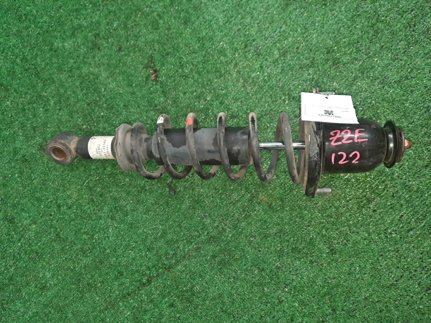 Стойка правая задняя TOYOTA COROLLA, OPA, PREMIO, COROLLA SPACIO, VISTA, ALLION, COROLLA FIELDER, ALLEX, COROLLA RUNX, SIENTA, WILL VS, VISTA ARDEO, COROLLA AXIO NZE121, NZE120, NZE141, ZZE122, CE121, ZZE123, ACT10, ZCT10, ZZT240, NZT240, AZT240, NZ Стойка правая задняя TOYOTA COROLLA, OPA, PREMIO, COROLLA SPACIO, VISTA, ALLION, COROLLA FIELDER, ALLEX, COROLLA RUNX, SIENTA, WILL VS, VISTA ARDEO, COROLLA AXIO NZE121, NZE120, NZE141, ZZE122, CE121, ZZE123, ACT10, ZCT10, ZZT240, NZT240, AZT240, NZ