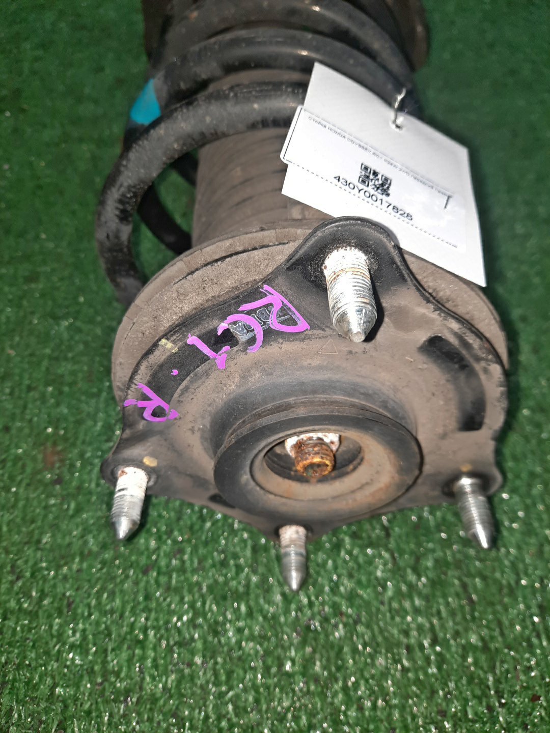 Стойка правая передняя HONDA ODYSSEY RC1 K24W 2 ракурс