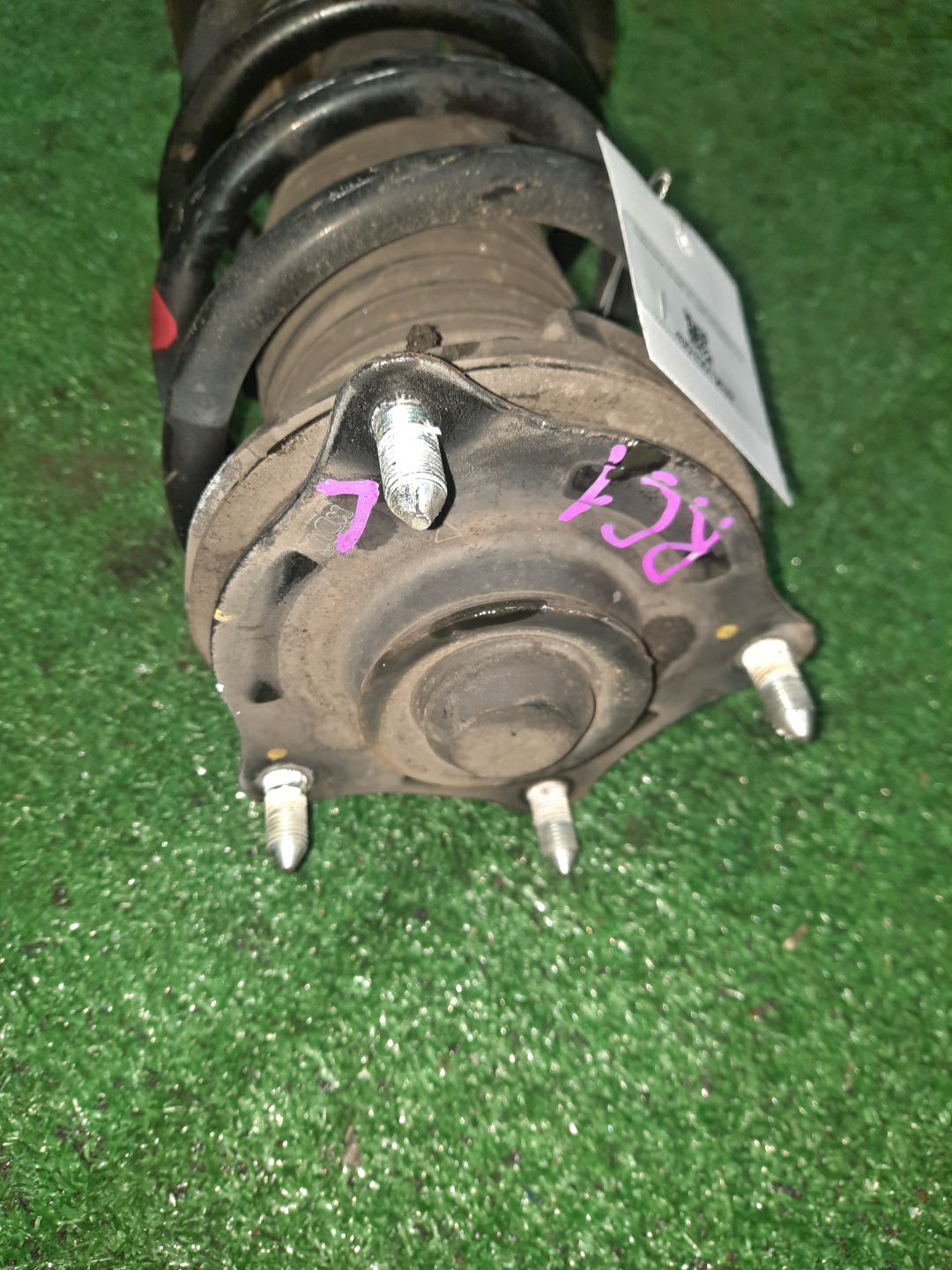 Стойка левая передняя HONDA ODYSSEY RC1 K24W 2 ракурс
